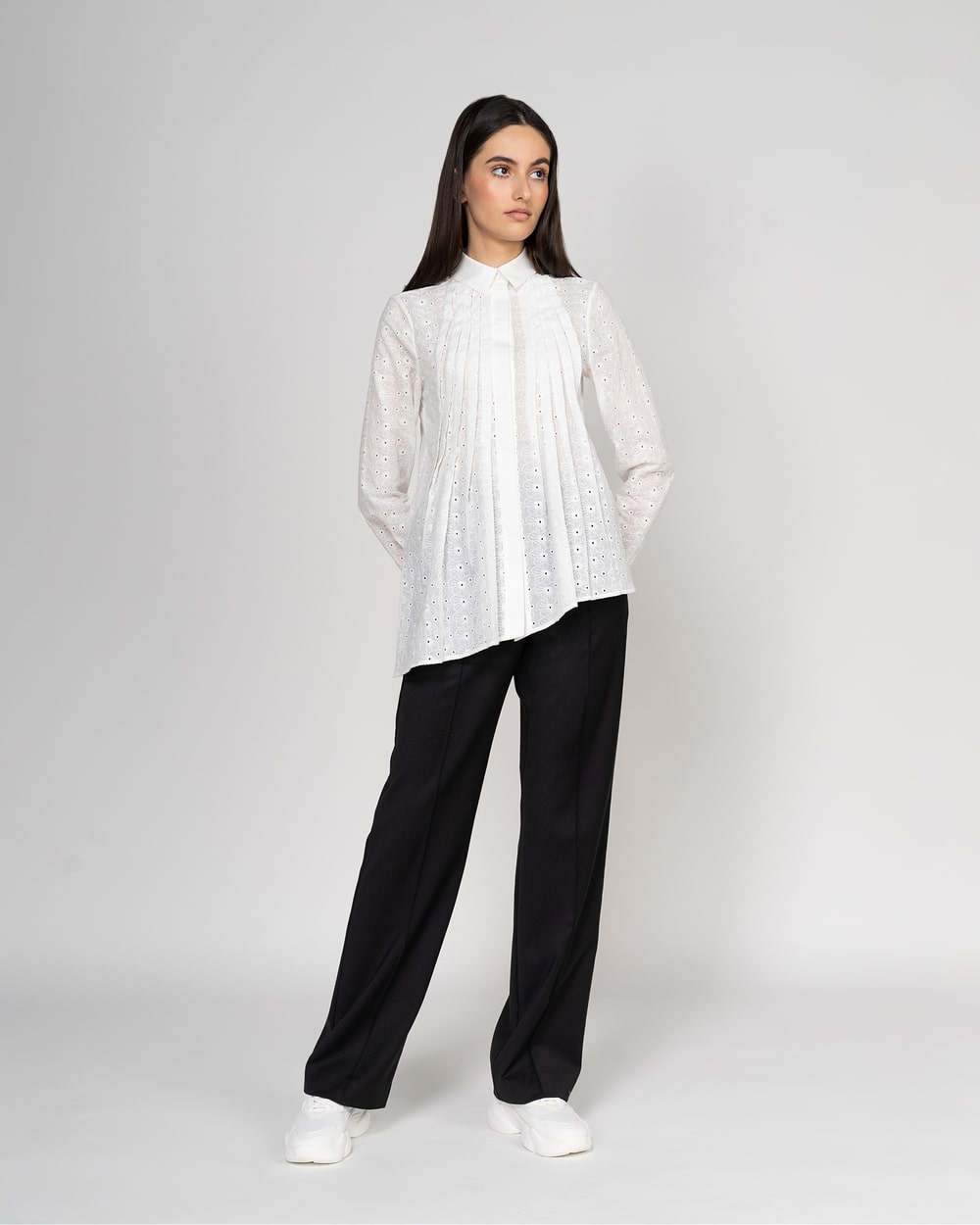 straight-fit-throusers